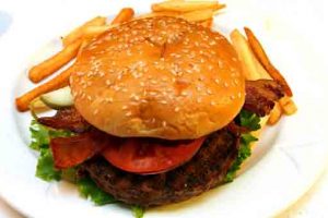 Comment limiter les calories au fast-food ?